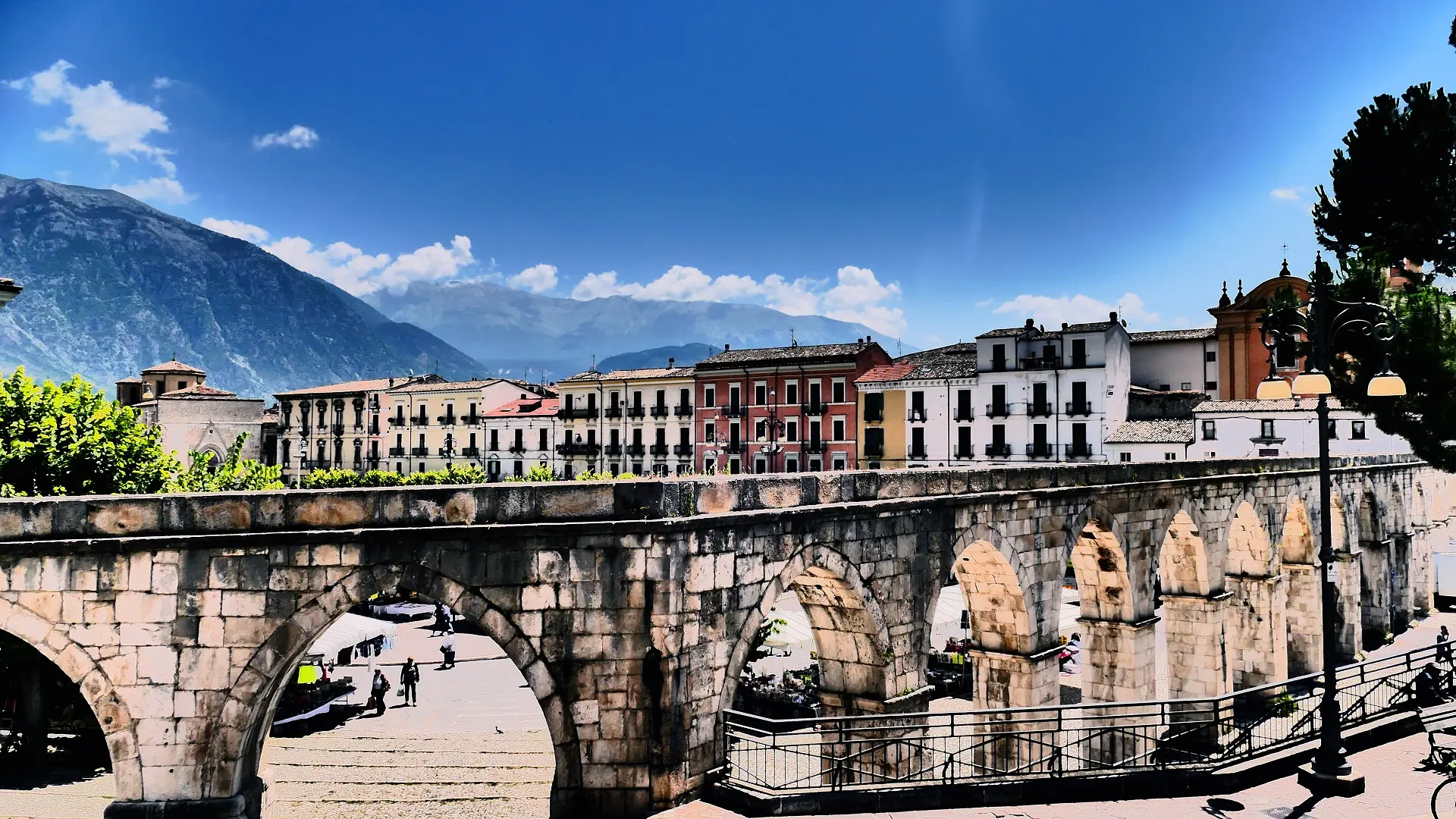 cineturismo, location, cinema, turismo, film tourism, movie tour, the american, Anton Corbijn, abruzzo, tagliacozzo, sulmona, George Clooney, Violante Placido, Thekla Reuten, castelvecchio calvisio